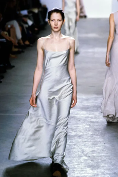 Look 75